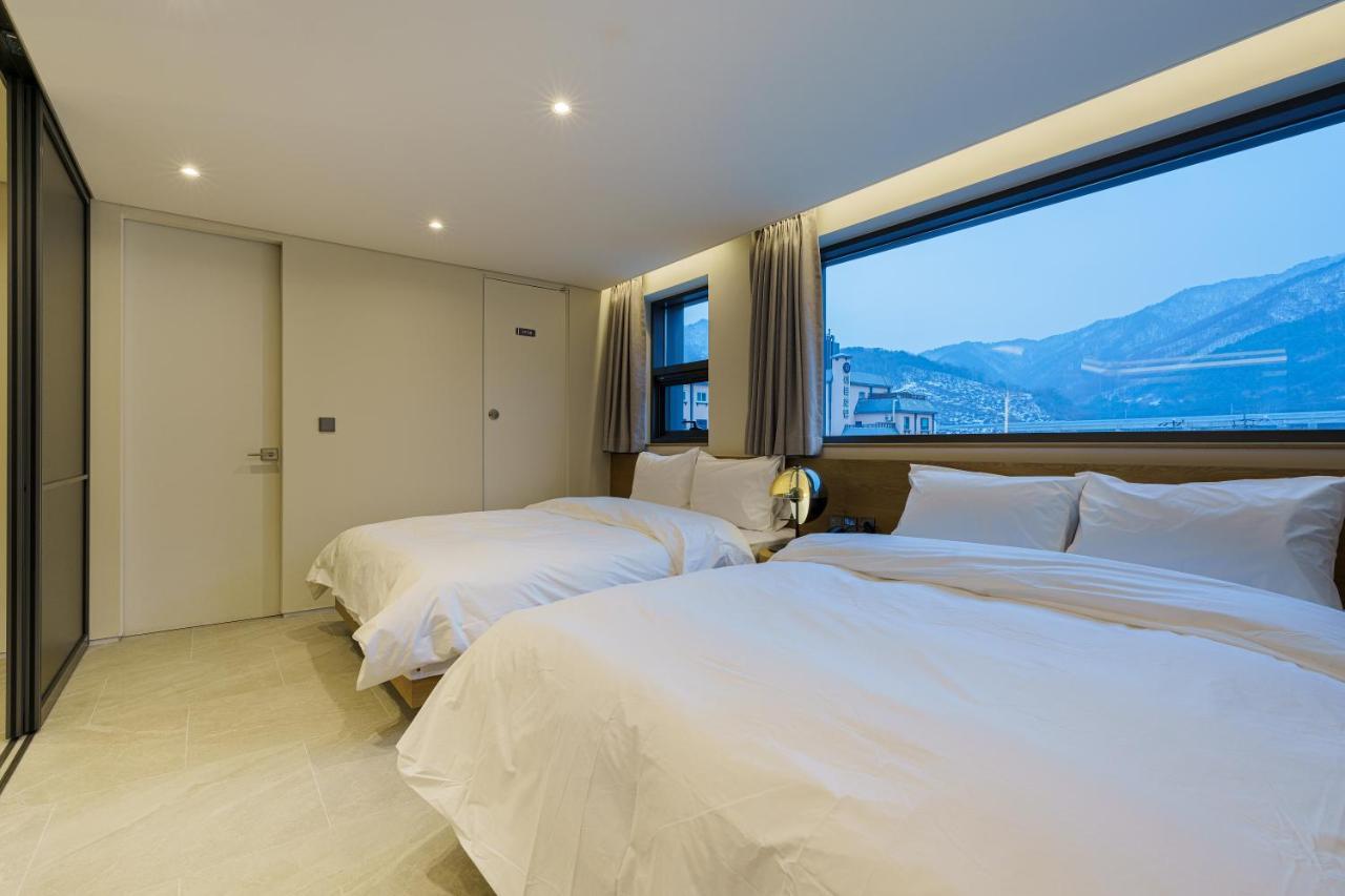 Eden Foret Hotel Chungju Ngoại thất bức ảnh