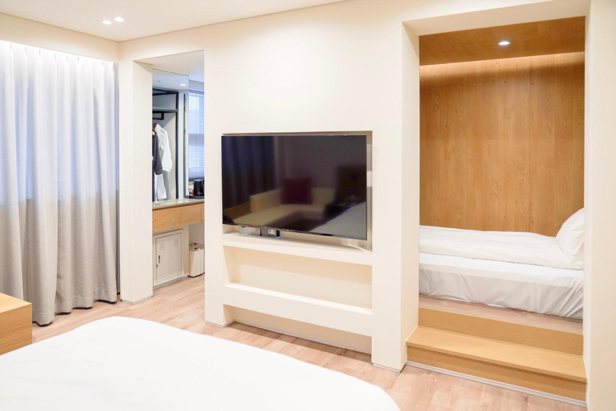 Eden Foret Hotel Chungju Ngoại thất bức ảnh